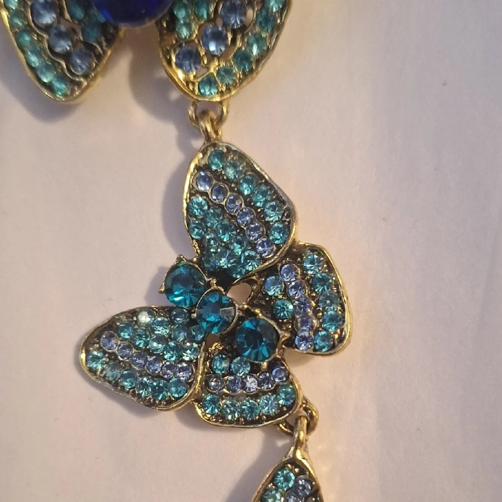 Elegant Blue Butterfly Brooch